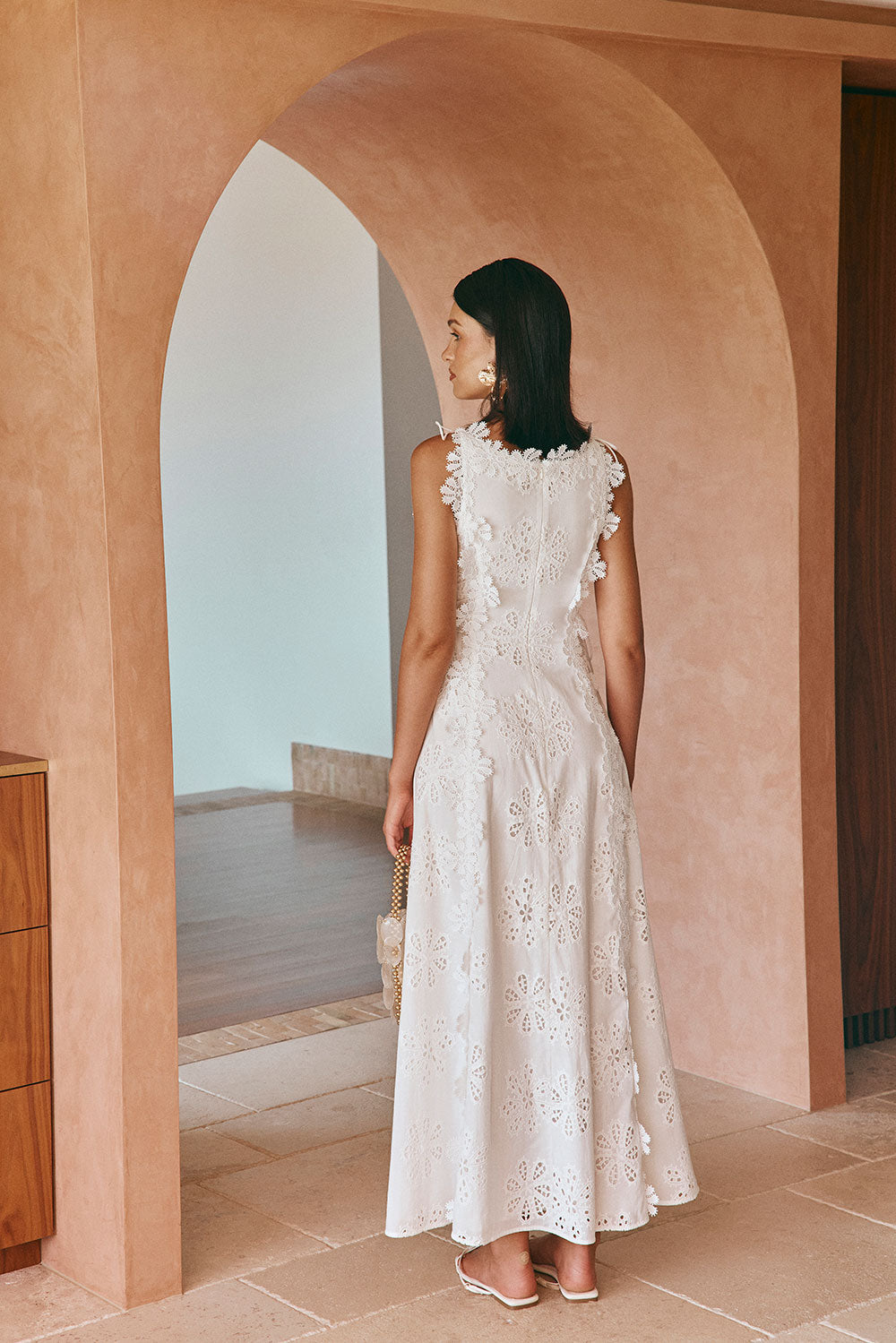 LORENA | Kuviollinen designer-mekko