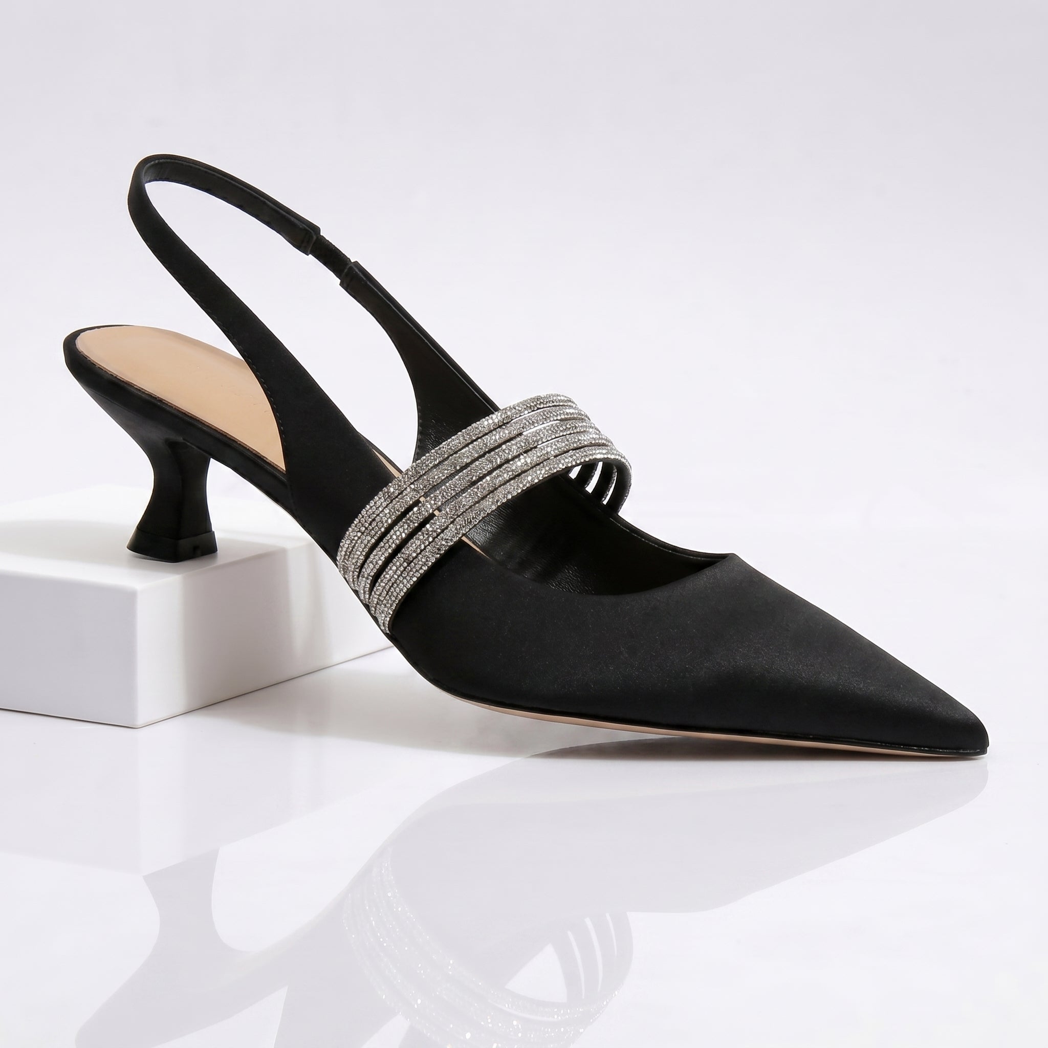 Ariel | Kitten heel -korkokengät kristalleilla